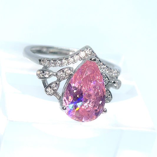 Prunella Ring