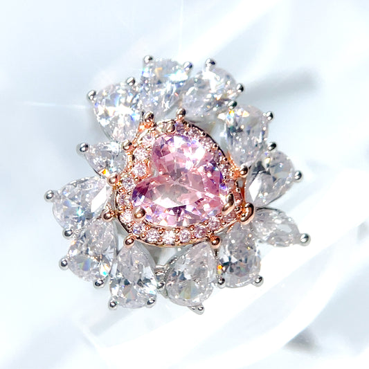 Heart Grandeur Ring