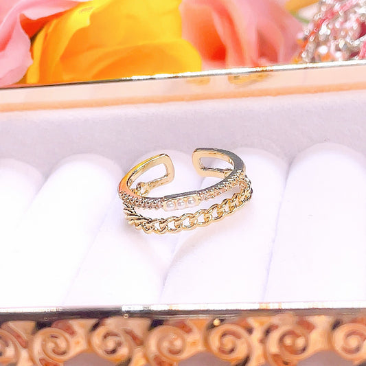 Ava - pearl chain ring