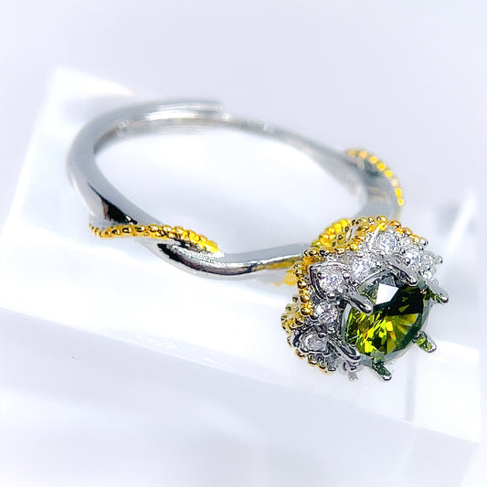 Rosario Romance Ring - Peridot