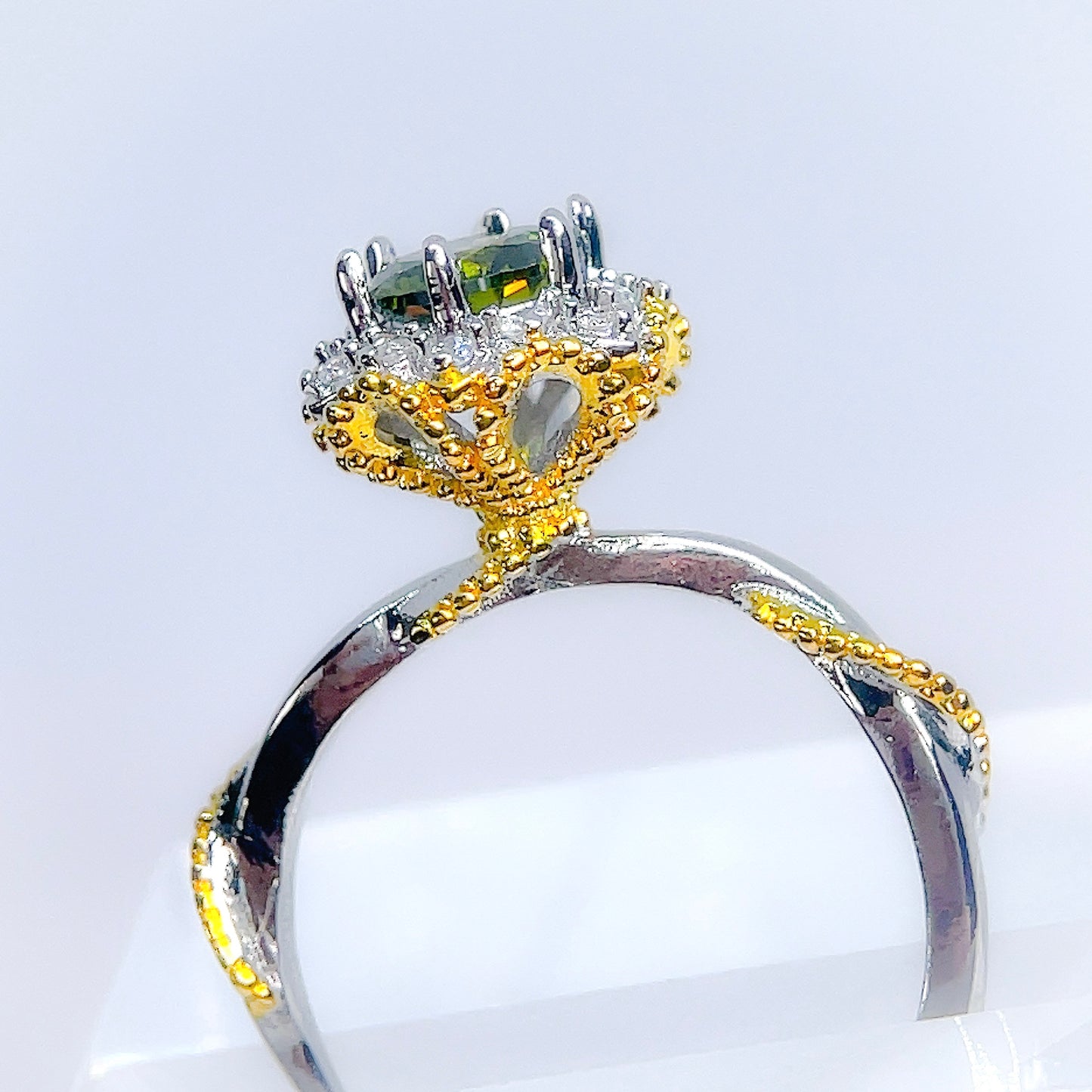 Rosario Romance Ring - Peridot